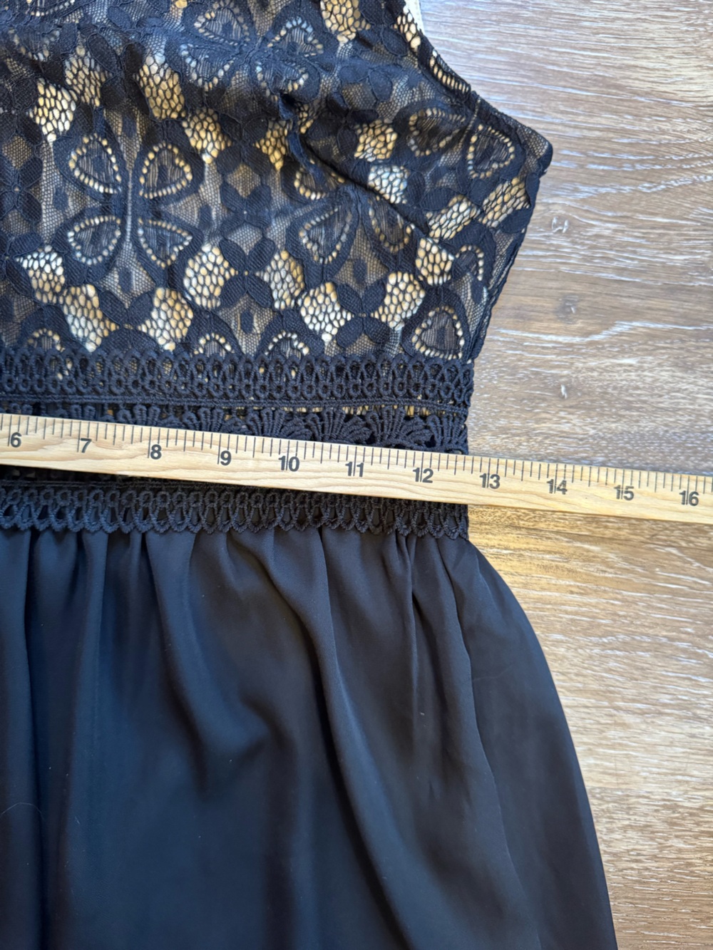Francesca’s 2 Lace detail Women's Dresses, Sz Small - Picture 5 of 15